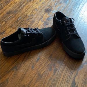 Nike Sneakers Black Size 13 NEW Never Worn